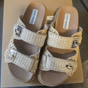 🔥Steve Madden platform sandals